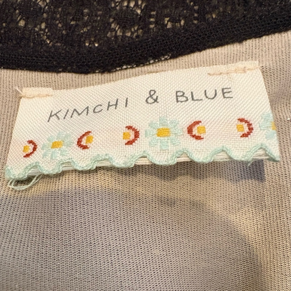 Urban Outfitters (Kimichi & Blue) lace overlay top in great condition. - Picture 4 of 6